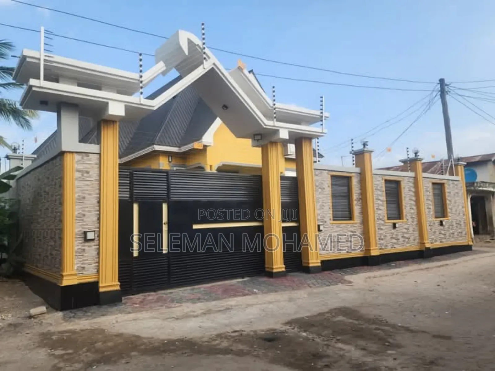Furnished 4bdrm House in Biriani Real Estate, Charambe for sale