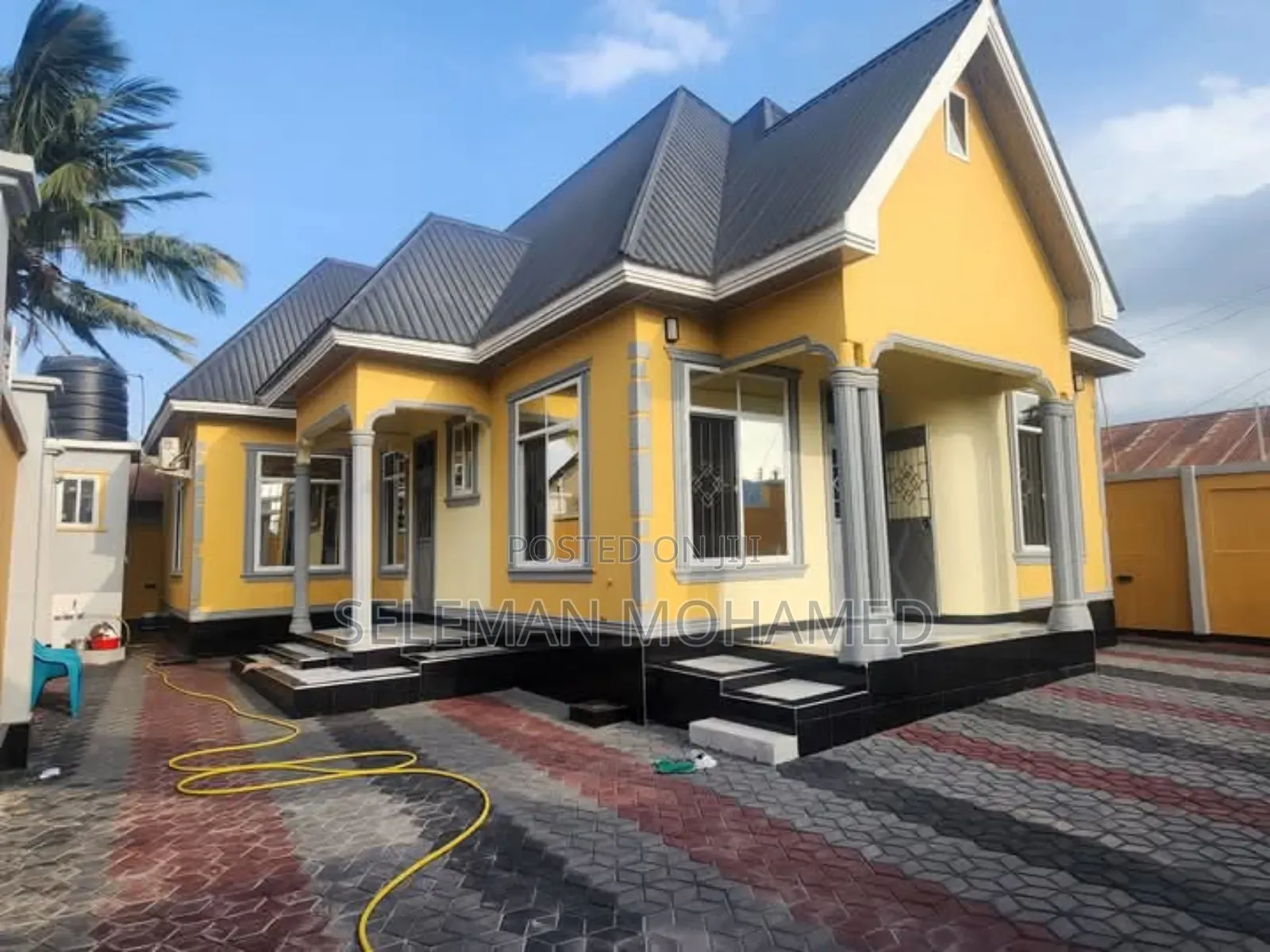 Furnished 4bdrm House in Biriani Real Estate, Charambe for sale
