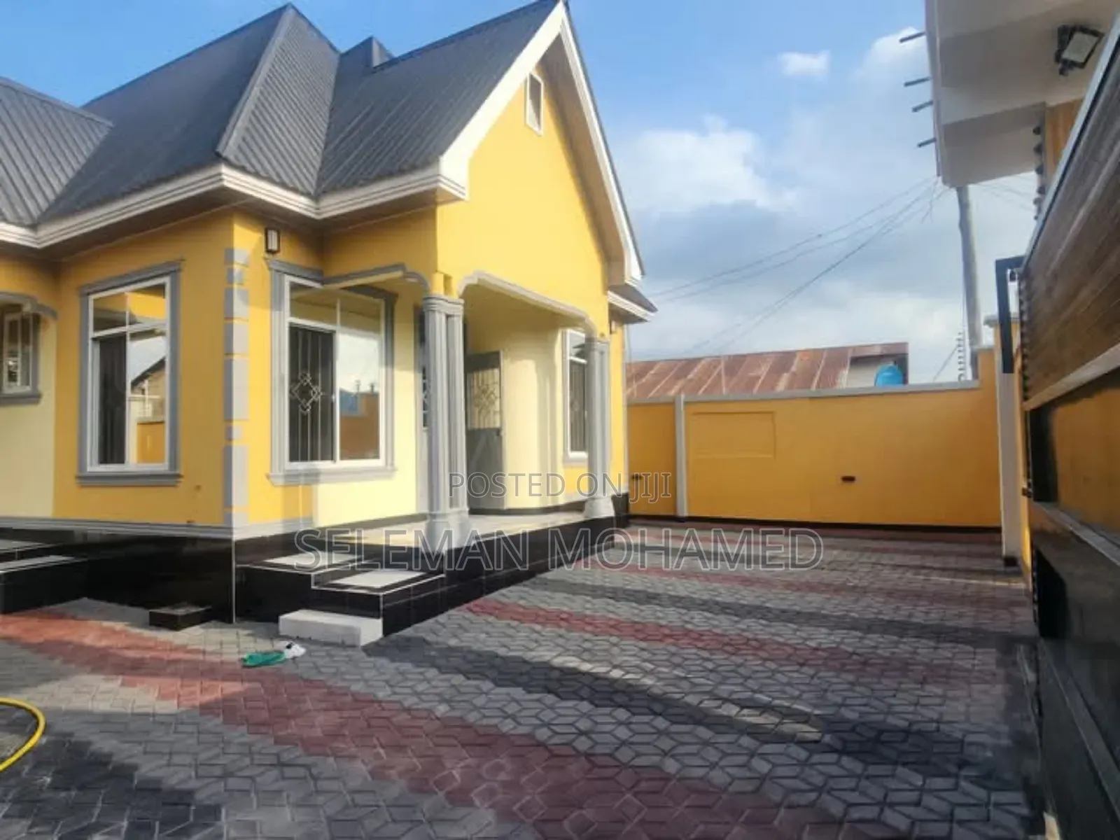 Furnished 4bdrm House in Biriani Real Estate, Charambe for sale