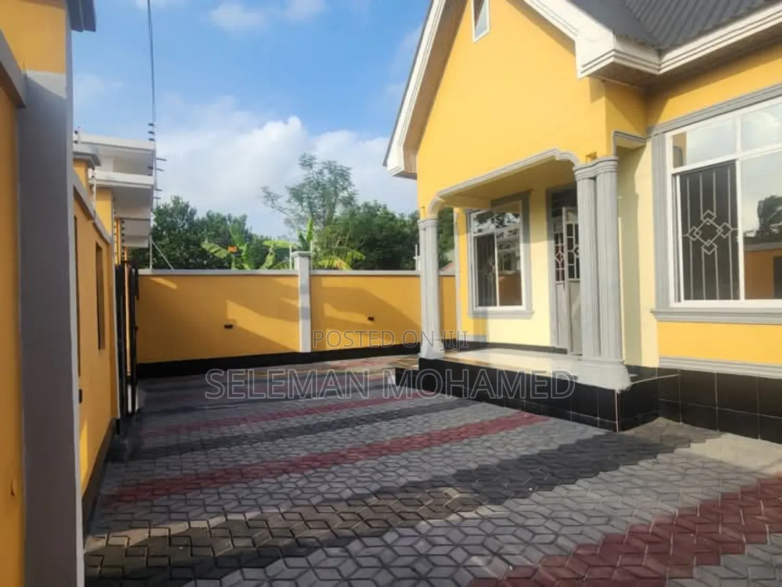 Furnished 4bdrm House in Biriani Real Estate, Charambe for sale