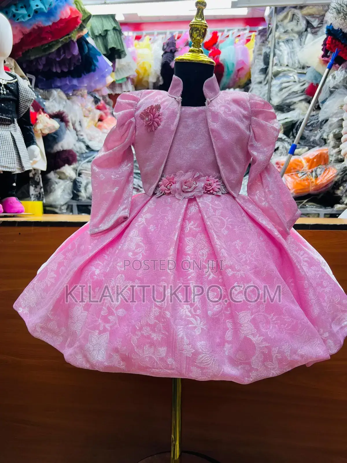 High Quality Gown