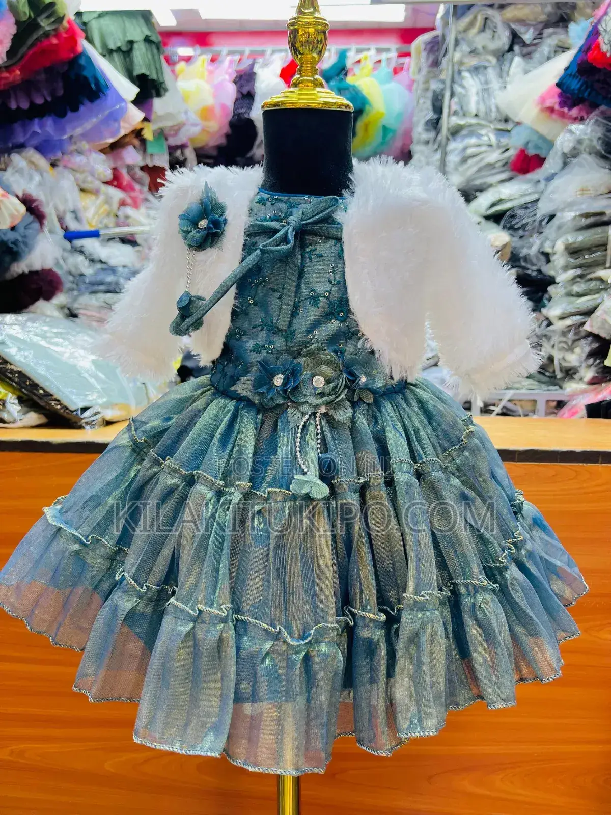 Super Dress Gown New
