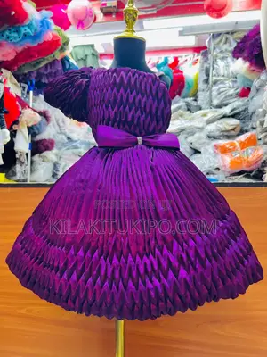 One Sholder Gown Design