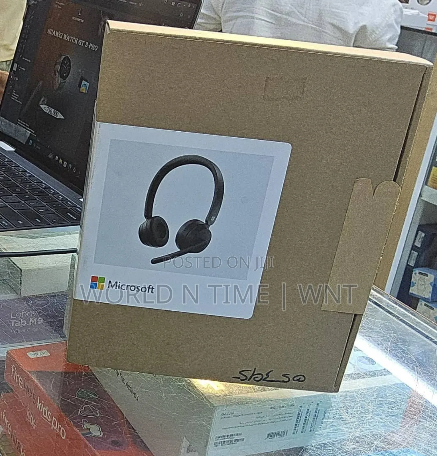 Microsoft Modern Wireless Headset in Microsoft Teams