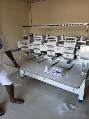 Photo - Extreme Professional 4 Heads Embroidery Machine