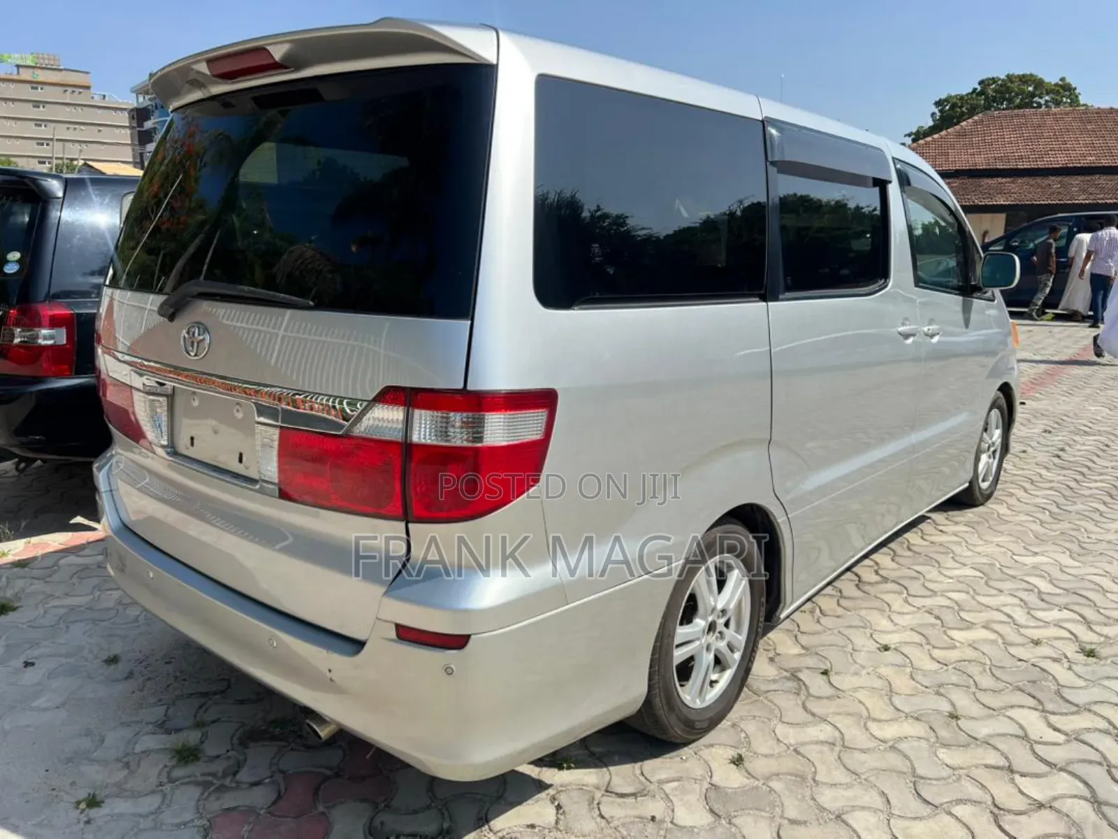 Toyota Alphard 2.4 Petrol AWD 2006 Silver