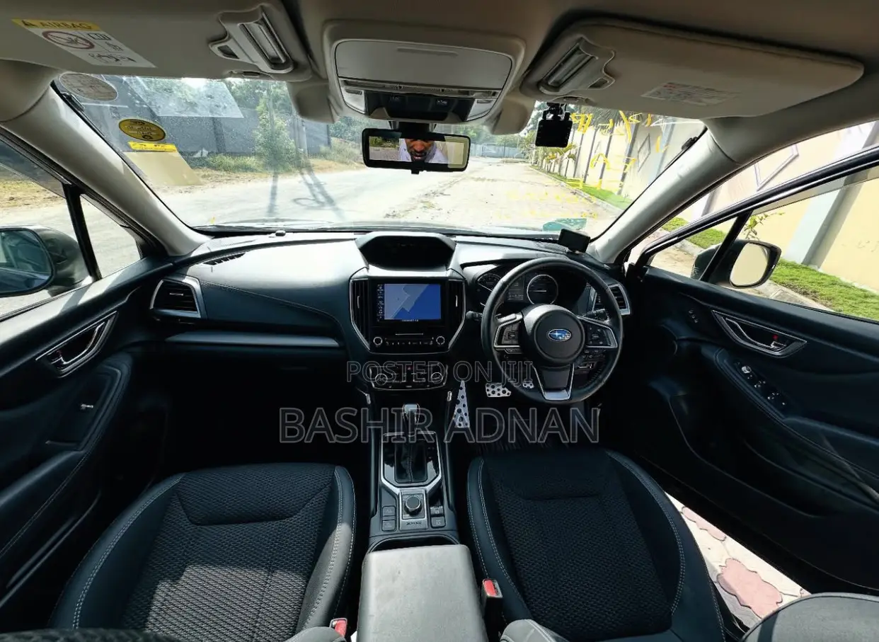 Subaru Forester 2.0XT Touring AWD 2018 Black