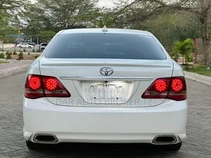 Toyota Crown 2008 White