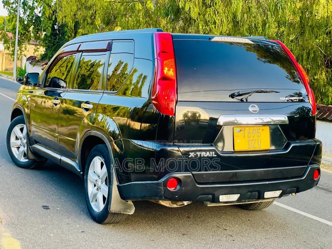 Nissan X-Trail 2.0 Petrol XE 2009 Black