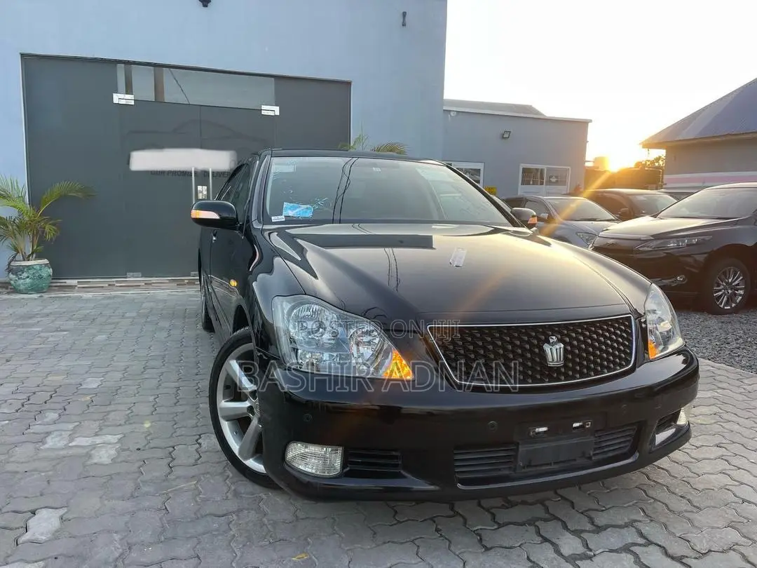 Toyota Crown 2007 Matt Black