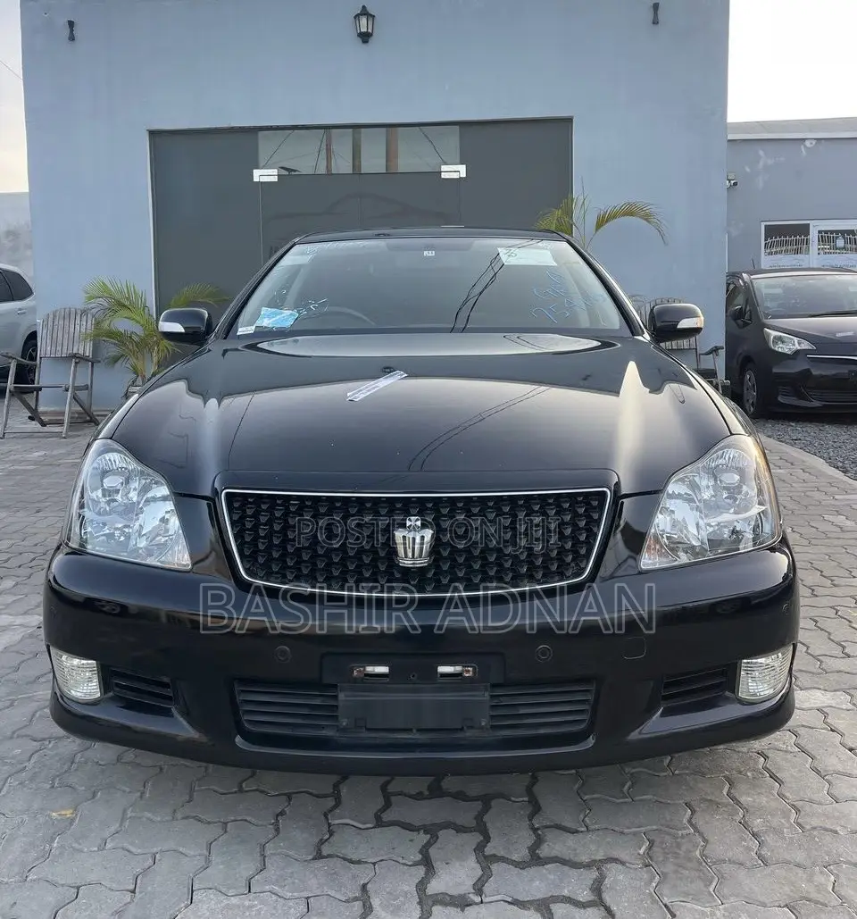 Toyota Crown 2007 Matt Black