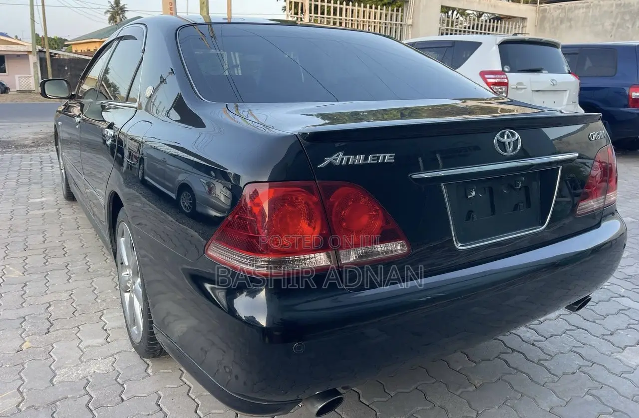 Toyota Crown 2007 Matt Black