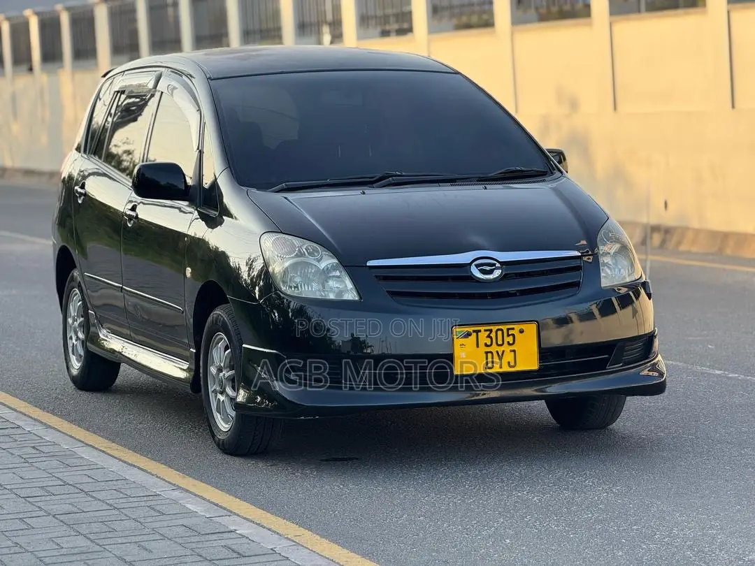 Toyota Corolla Spacio 2004 Black