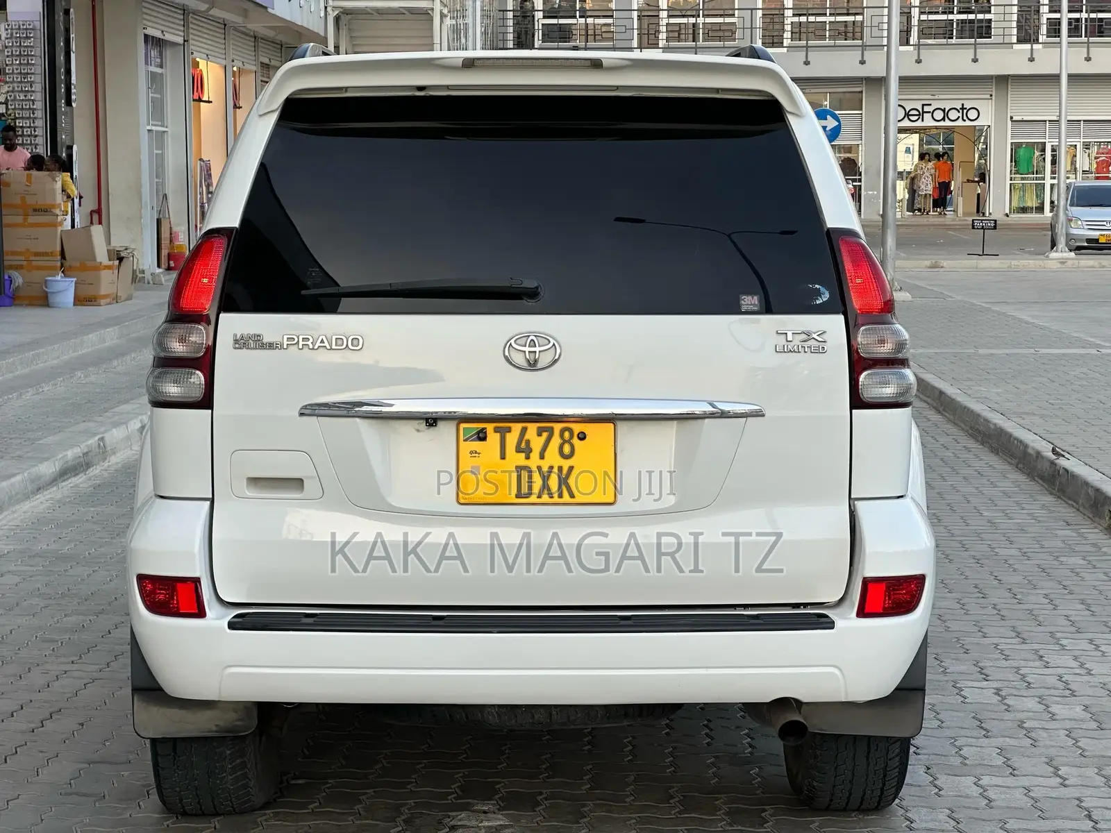 Toyota Land Cruiser 2006 White