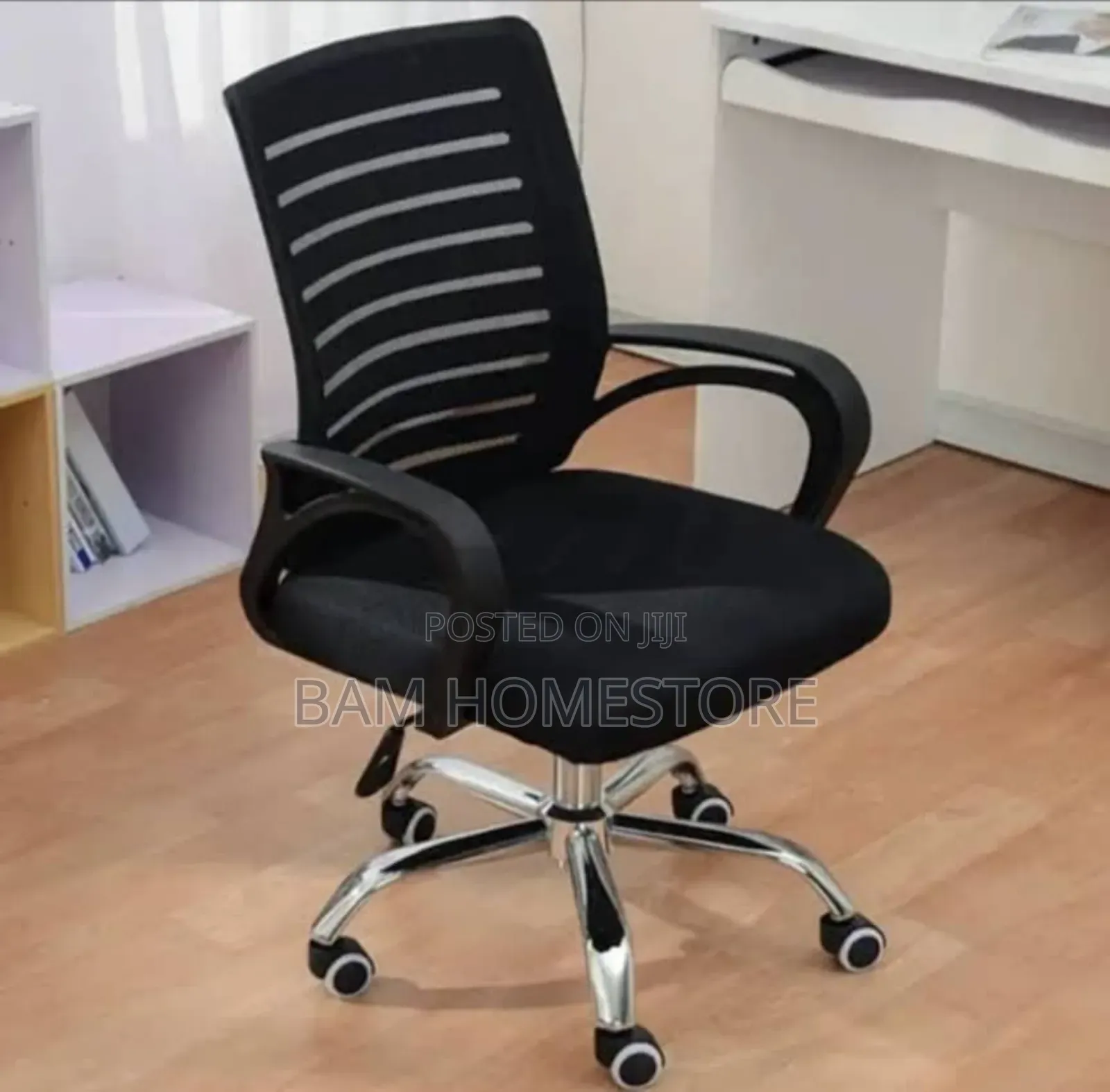 Classic Movable Chairs