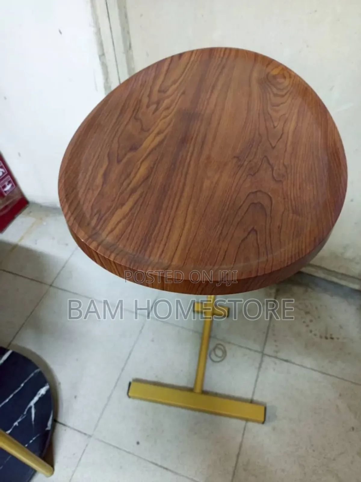 Classic Side Stool