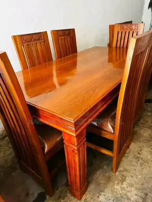 Dinning Table Ya Kisasa