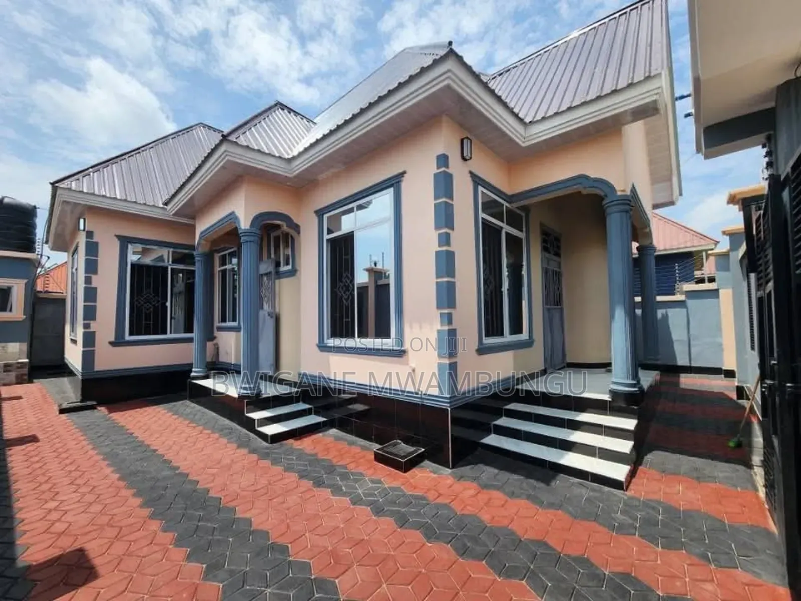 Furnished 4bdrm Apartment in Mwambungu Broker, Mbagala for sale