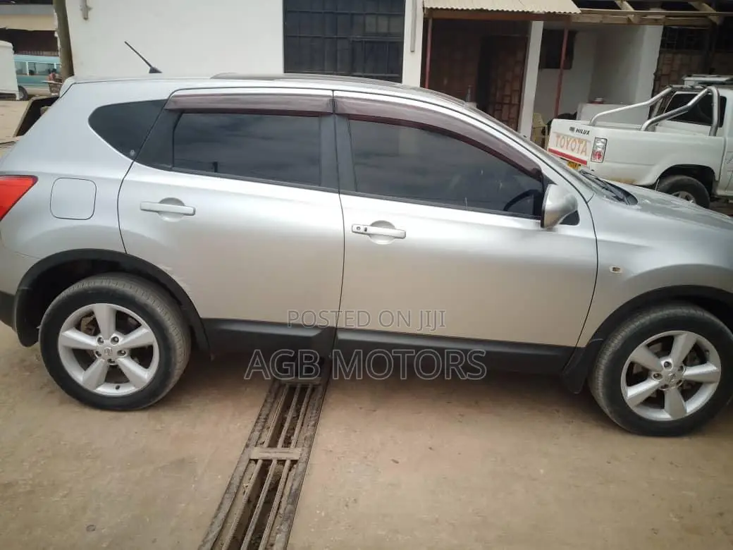 Nissan Dualis 2009 Silver