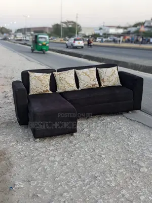 Sofa Set Used L Shape Bado Zipo Kwenye Good Comdition