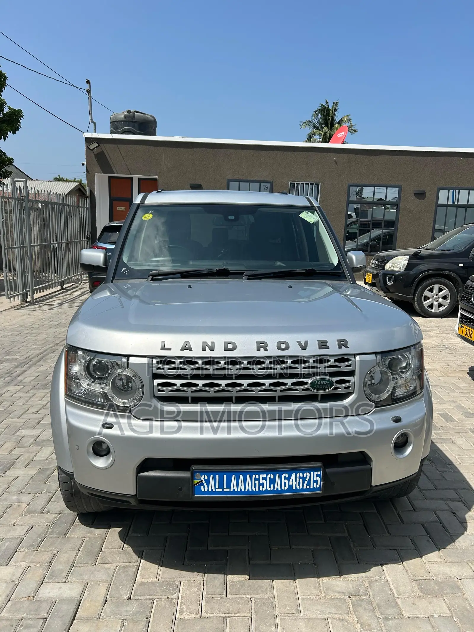 Land Rover Discovery 2014 Silver