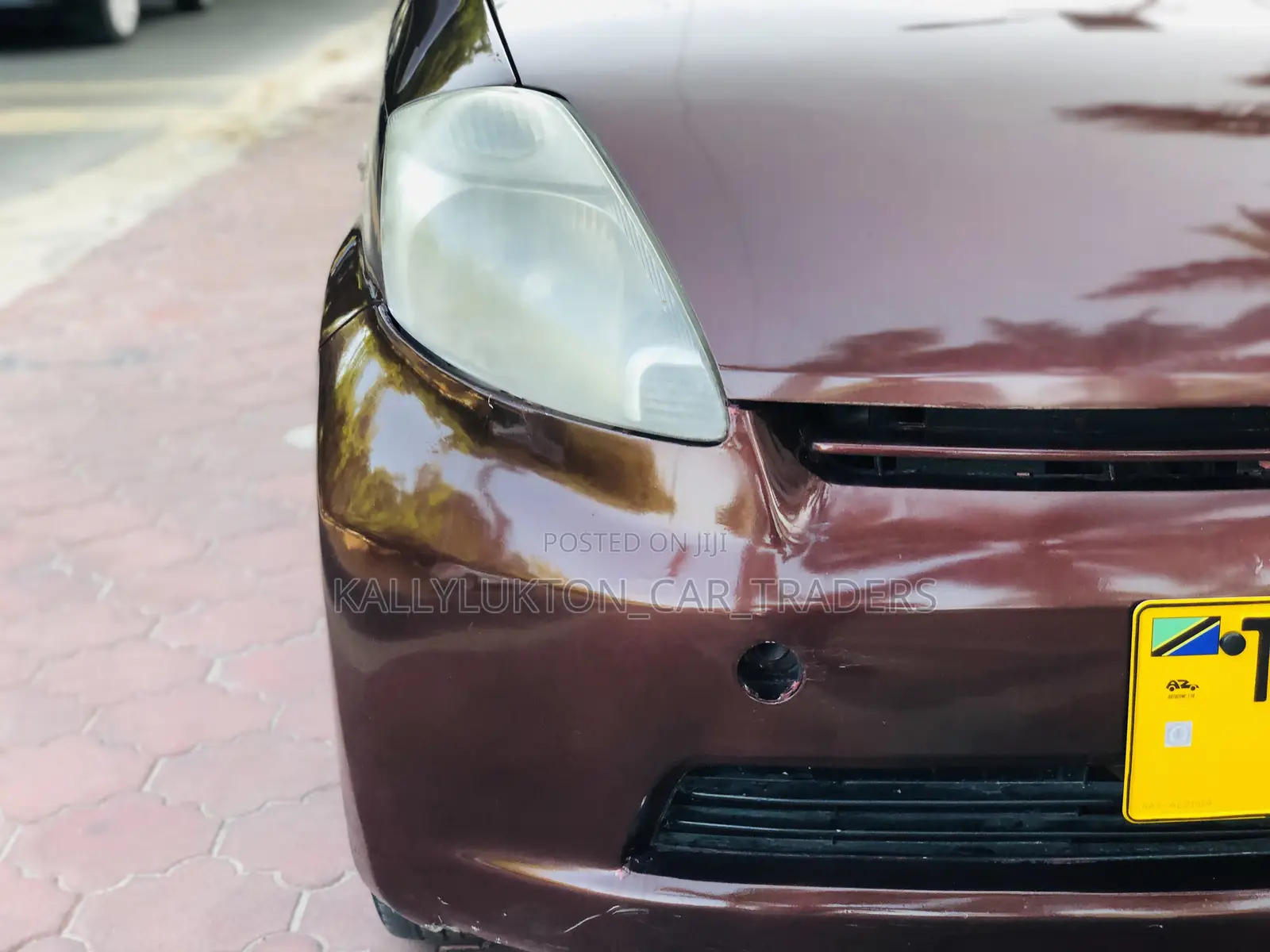 Toyota Passo 2005 Pink