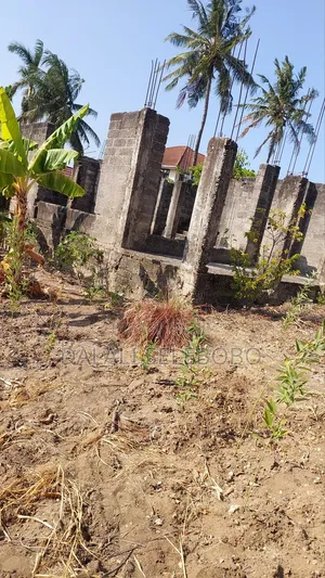 Plot Mbez Upande Wa Bahari