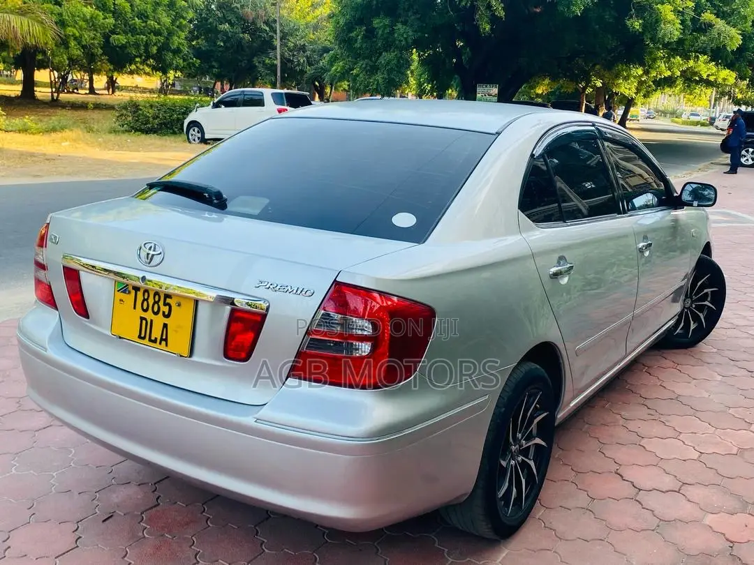 Toyota Premio 2002 Silver
