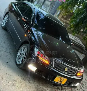 Toyota Crown 2006 Black