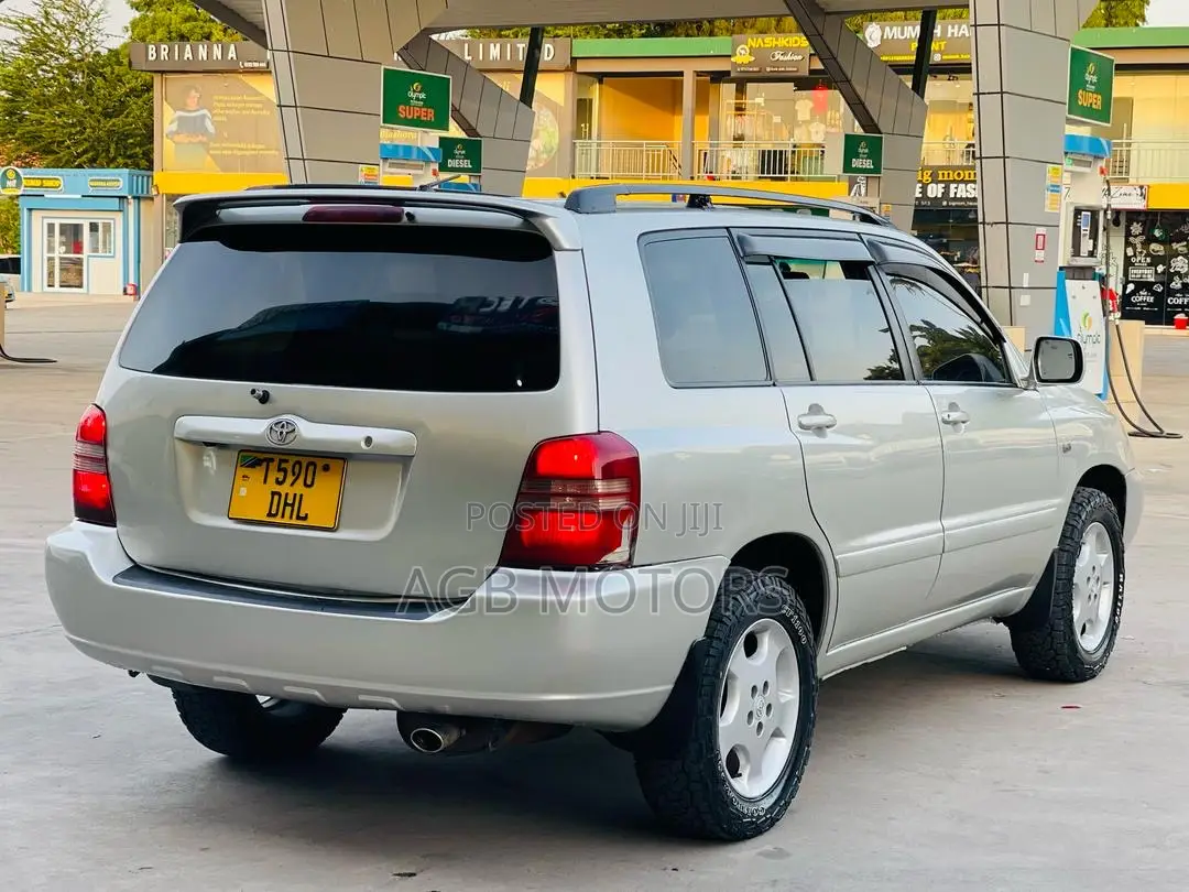 Toyota Kluger 2002 Silver