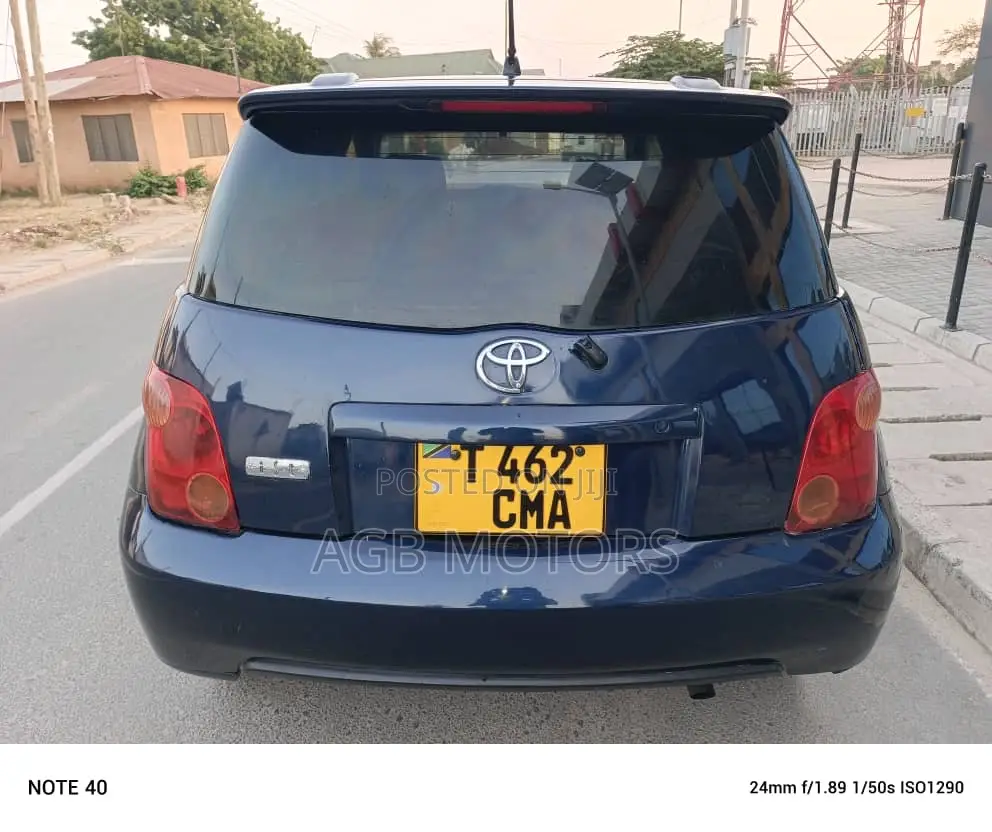 Toyota IST 2003 Blue