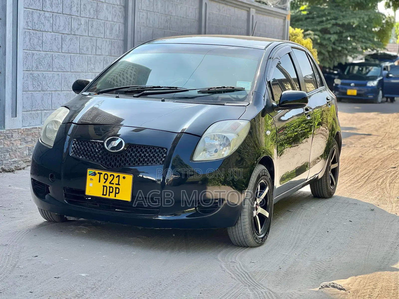 Toyota Vitz 2005 Black