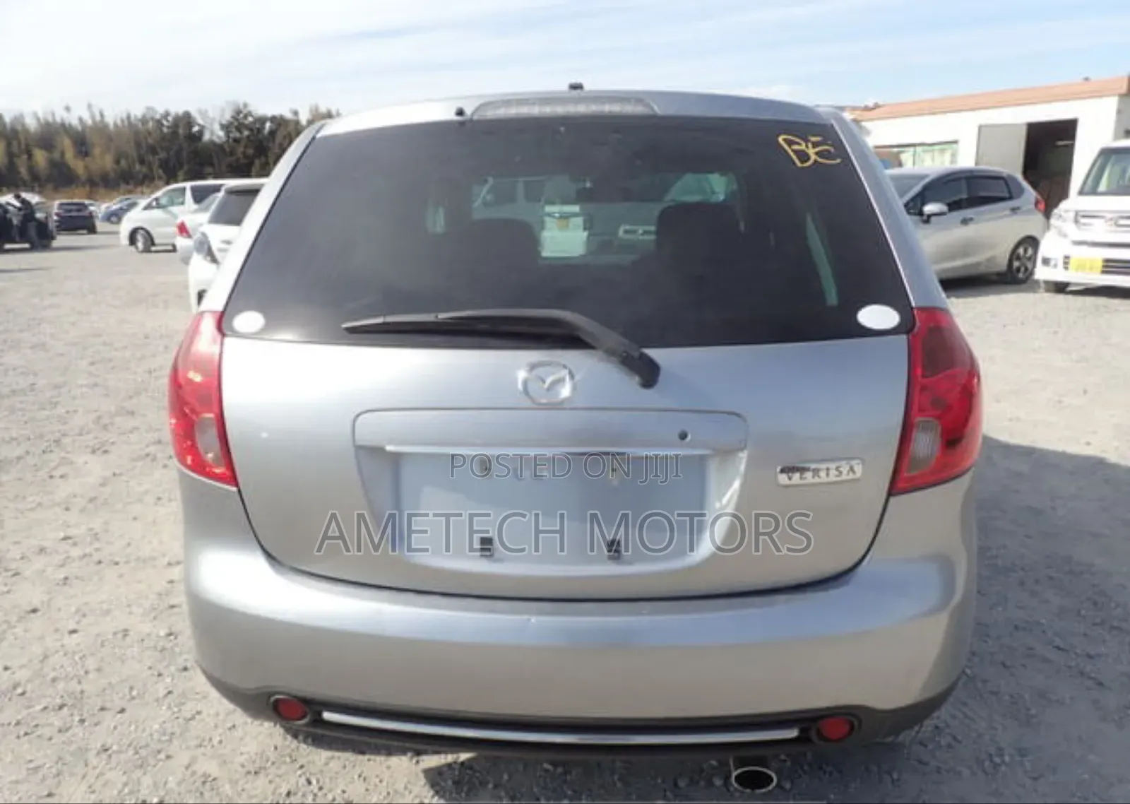Mazda Verisa 2010 Silver