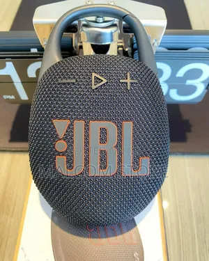 JBL Clip 5