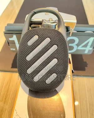 JBL Clip 5