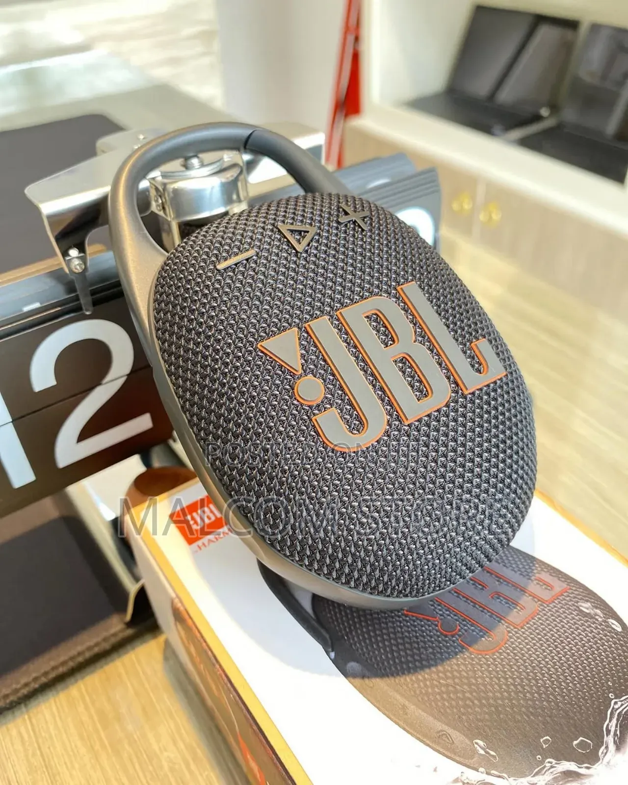 JBL Clip 5