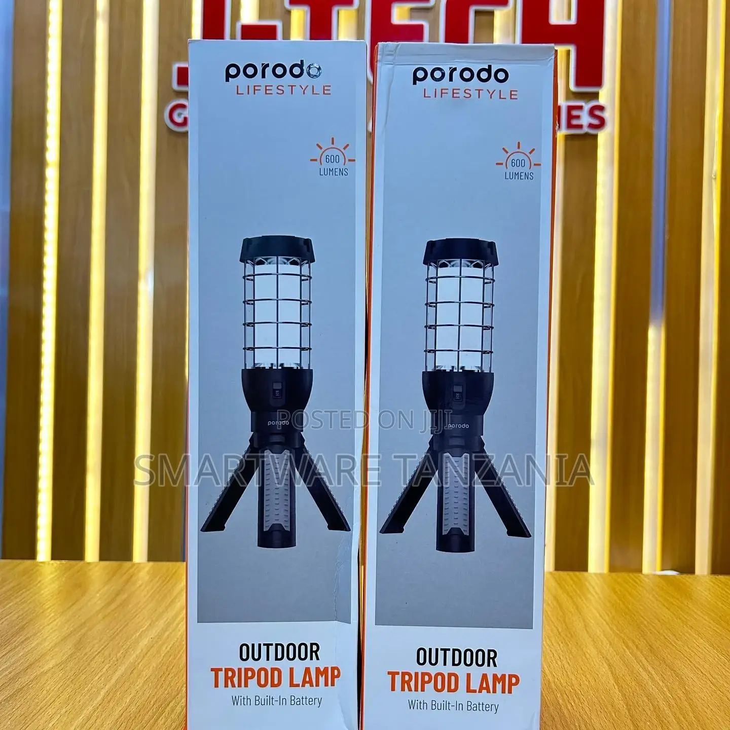 Porodo Outdoor Tripod Lamp With Built-in Battery