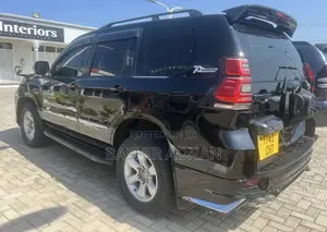 Toyota Land Cruiser Prado 3.0 TD 2010 Black