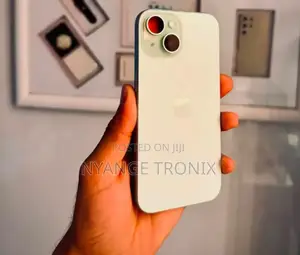 Apple iPhone 15 256 GB White