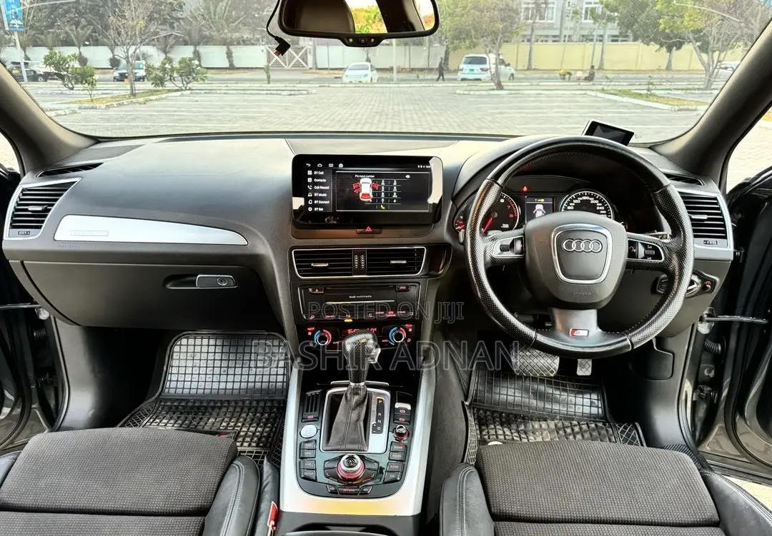 Audi Q5 2009 Gray