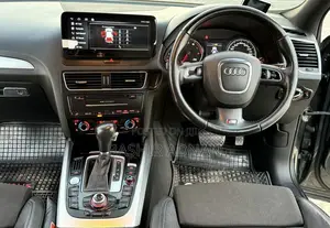 Audi Q5 2009 Gray