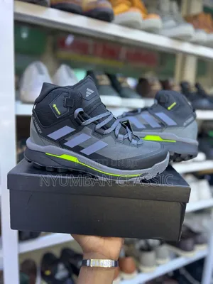 High Adidas Terrex