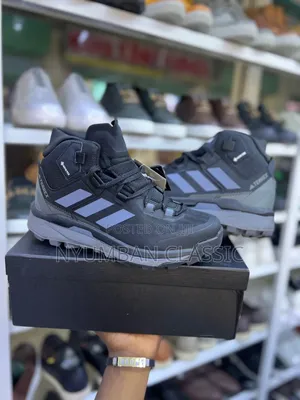 High Adidas Terrex