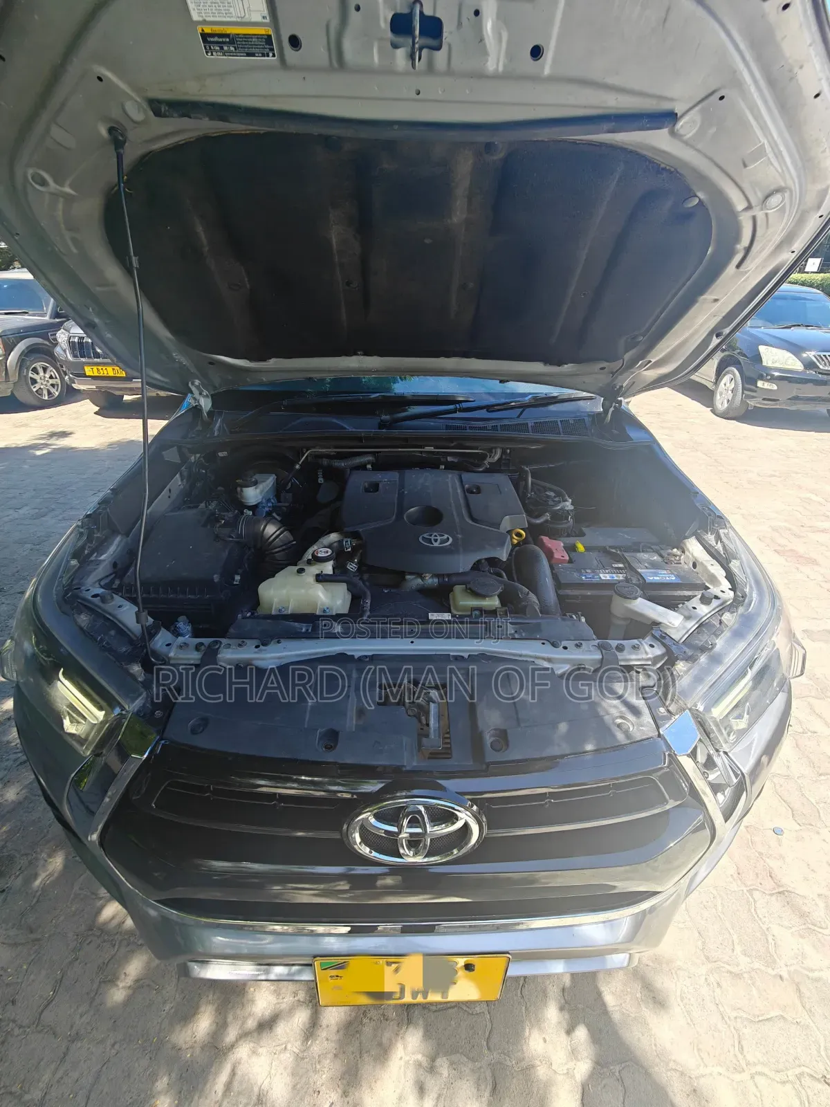 Toyota Hilux 2019 Gray
