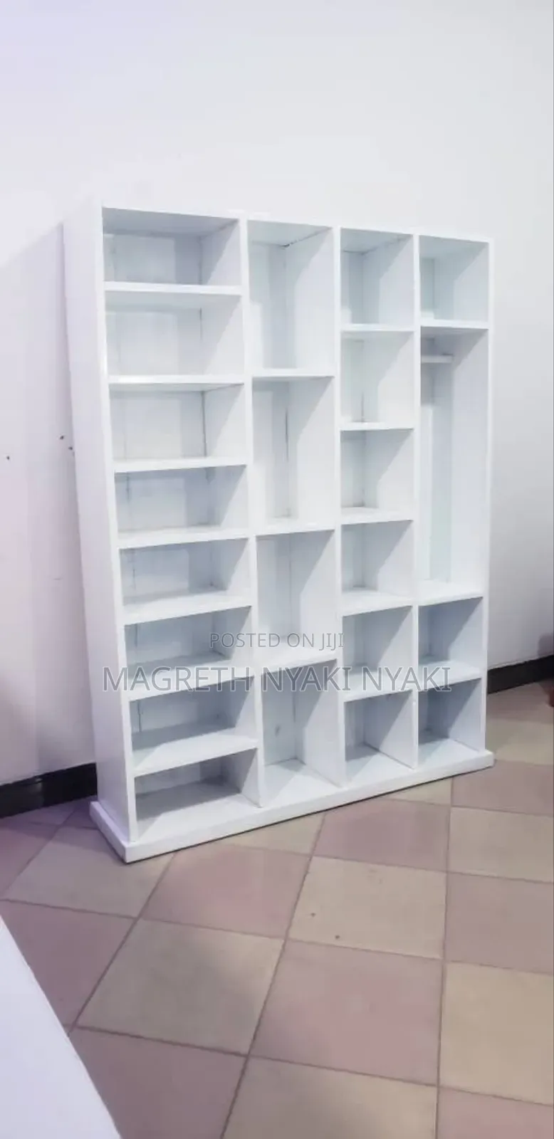 Kabati La Nguo Milango Mitatu