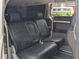 Toyota Alphard 2.4 Petrol FWD 2005 Pearl