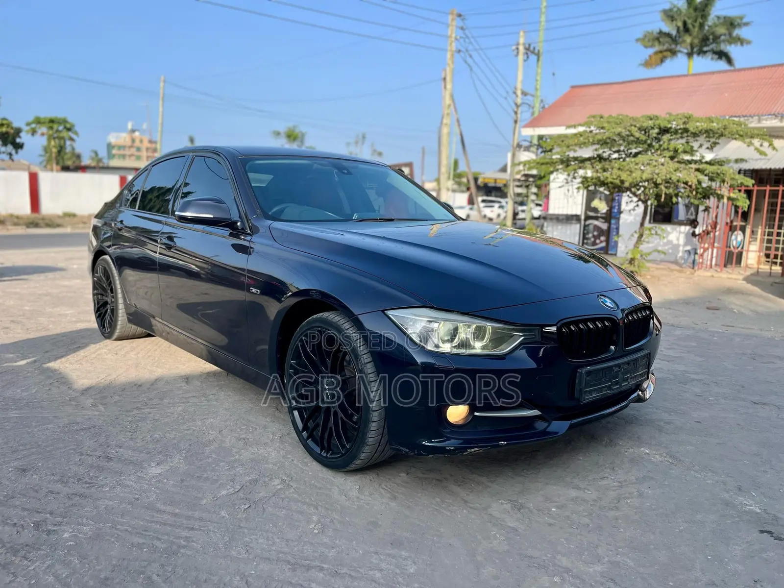 BMW 316i 2013 Black