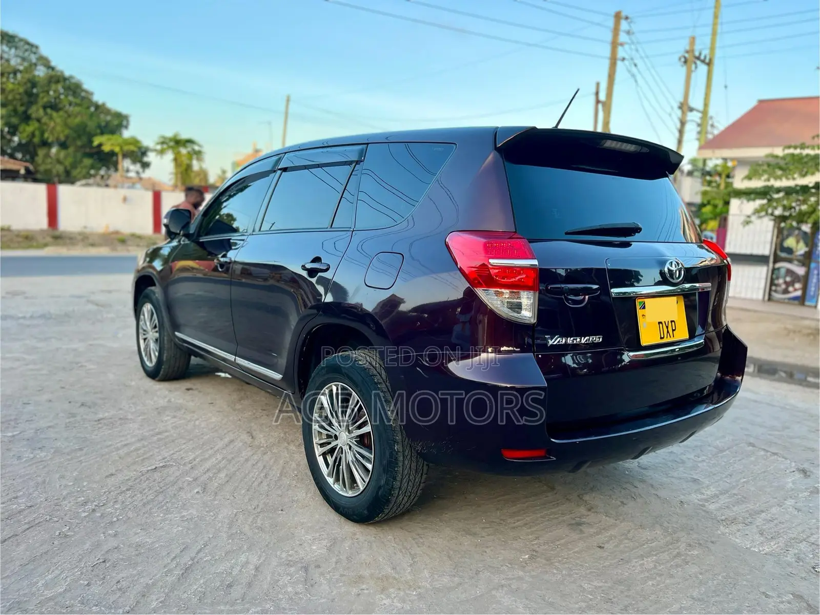 Toyota Vanguard 2011 Burgundy