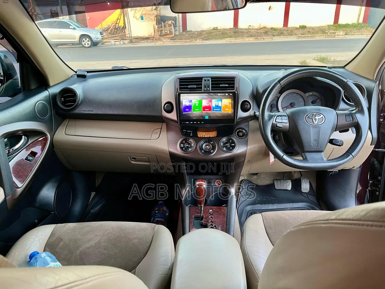 Toyota Vanguard 2011 Burgundy