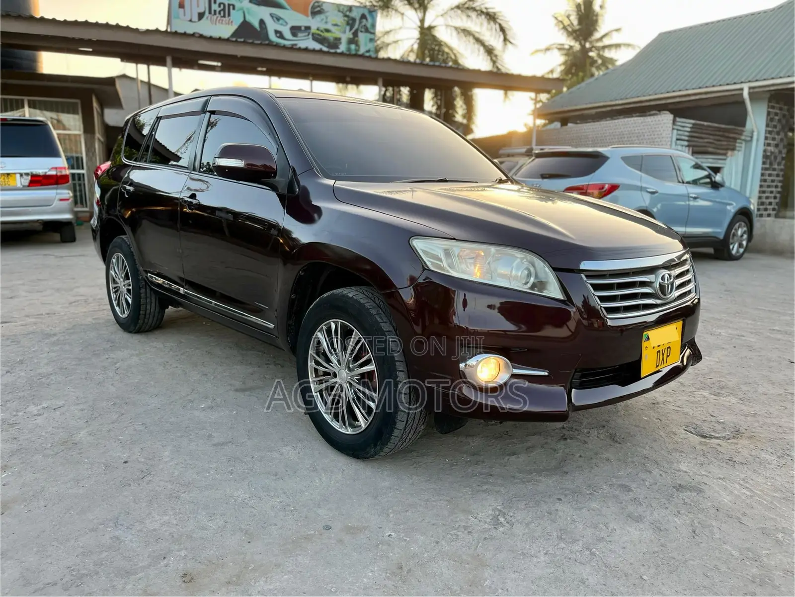 Toyota Vanguard 2011 Burgundy